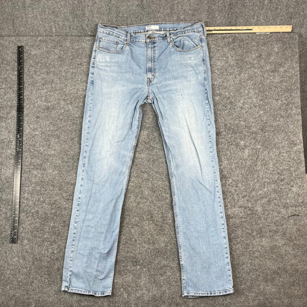 Signature by Levi Strauss Jeans Mens Size 40x36 Light Wash Straight‎ Fit Denim